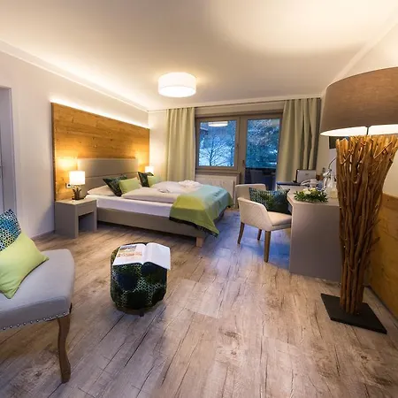 Interstar Otel Saalbach-Hinterglemm